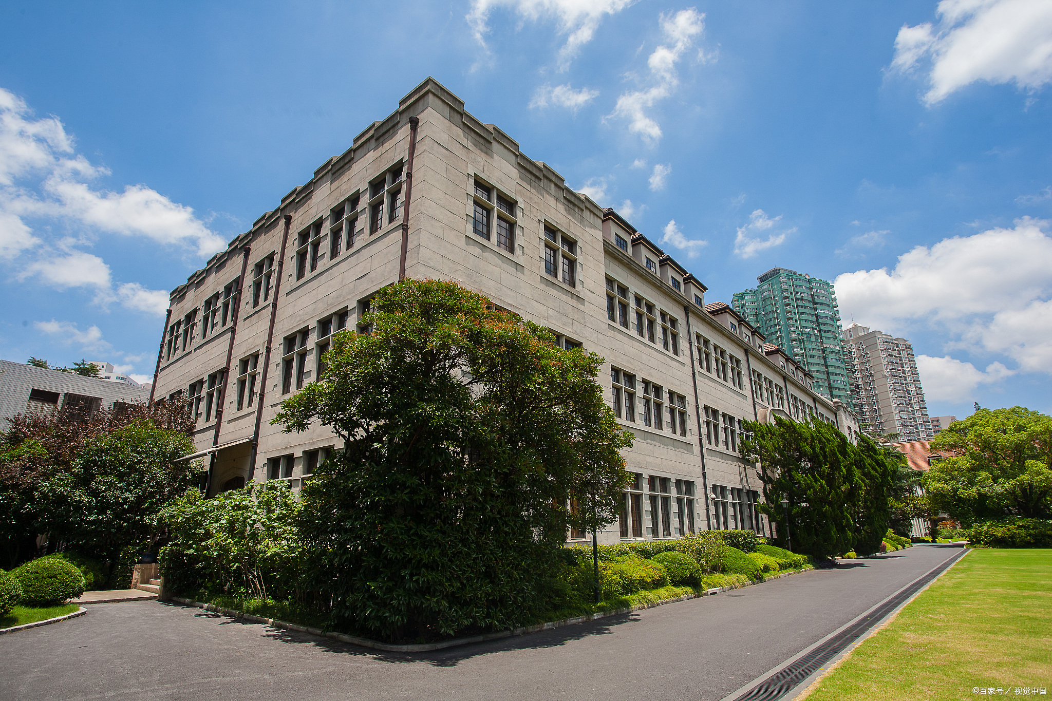 东北一所“负债”高校，曾欠30亿债务，如今成“创一流”高校