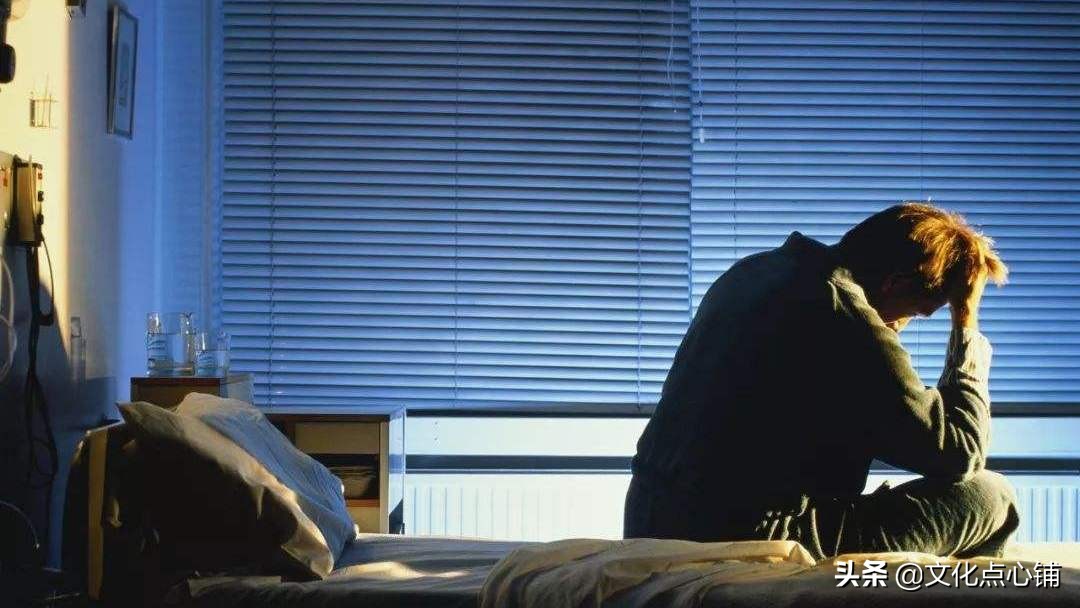 李煜一首经典词作,适合深夜失眠时品读,寥寥数语,道尽人生百味