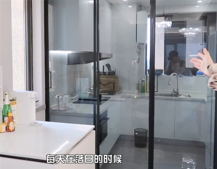 杭州姑娘用3个月改造租房，平平无奇的租屋，入住后却干净又高级