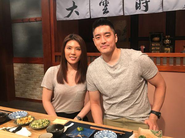 百万网红因分居两地提离婚，老公离婚都不现身，老实形象受质疑