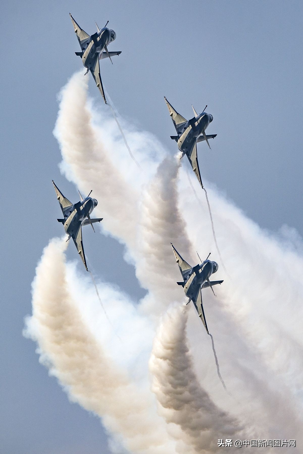 中国空军!生日快乐