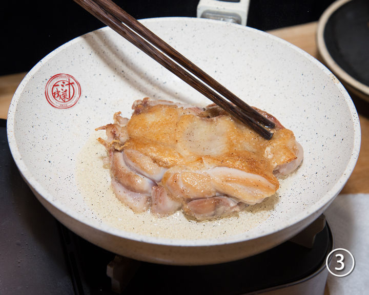 亲子丼，完美融合鸡肉和鸡蛋的日式盖饭，春节用食物对父母说感谢