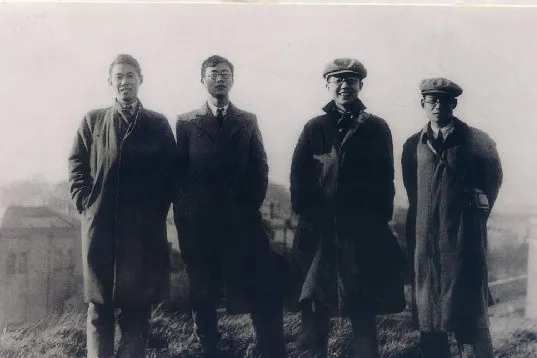 华罗庚:杂货铺出来的数学家,毛主席夸他人们尊敬他,为什么?