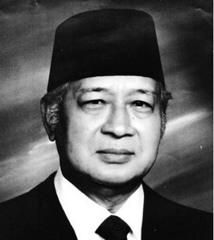 86年杀了多少大学生（苏哈托）