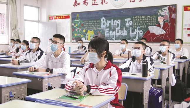 “宁读烂高中也别读职高”，3年后差距明显，家长：还好没选错