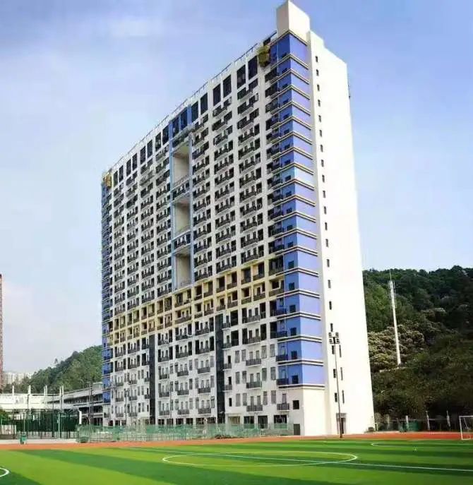 投资10亿，坐标布吉，这是一所被低估的宝藏学校