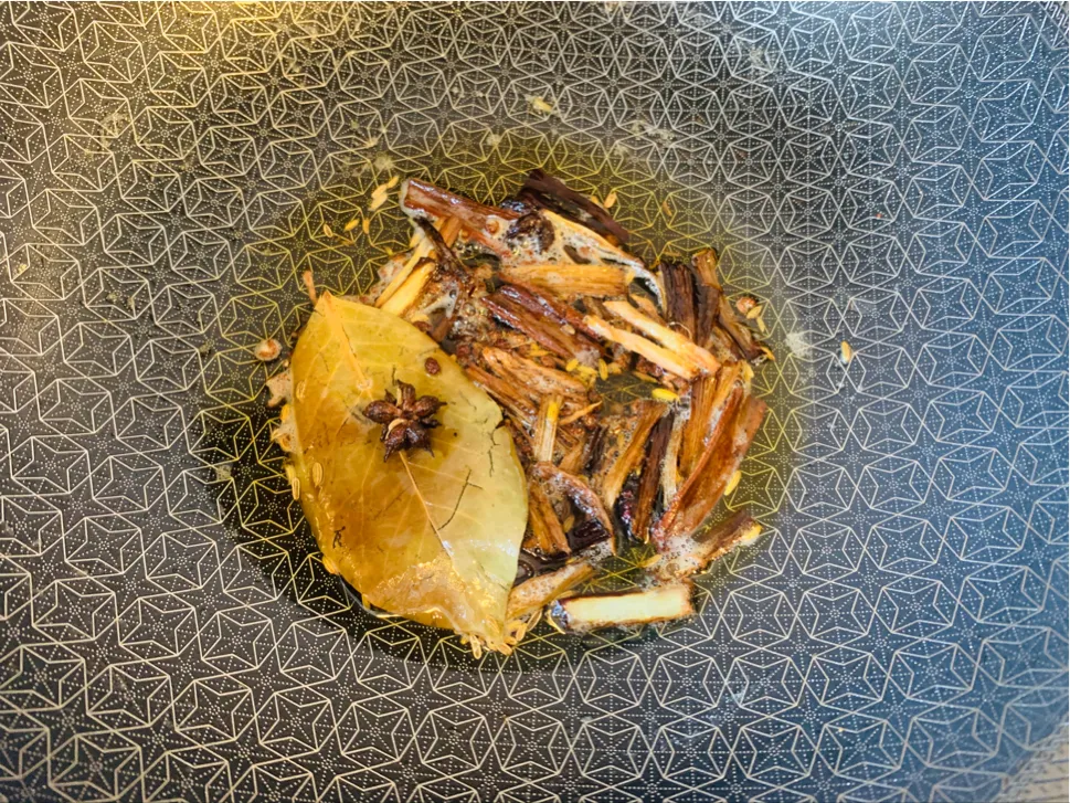 小笼包和面，只加酵母是不行，记住这3样比例，比外面卖得还松软