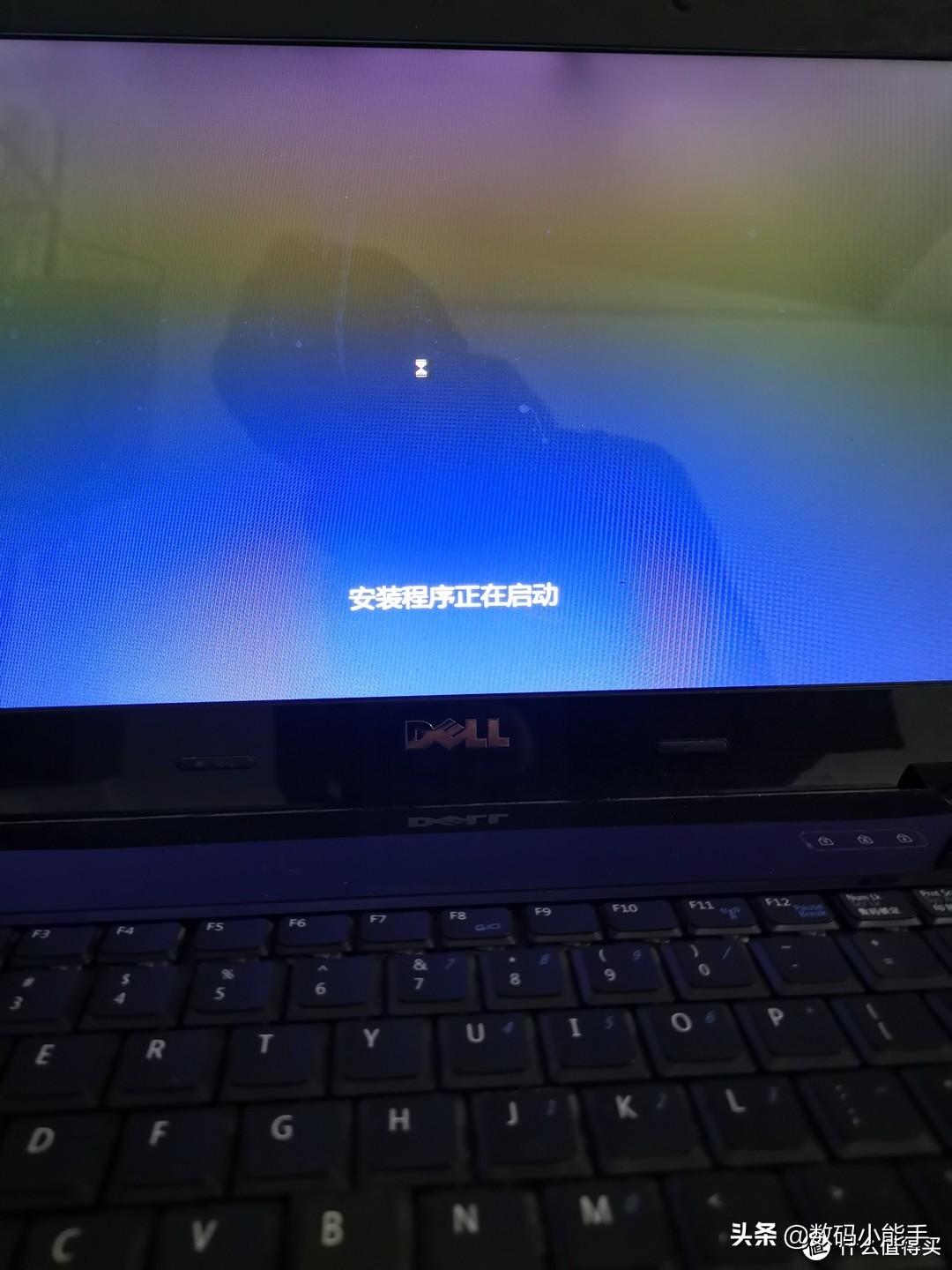不整虚的！手把手教你用换脸盆的古董电脑安装Windows 11系統