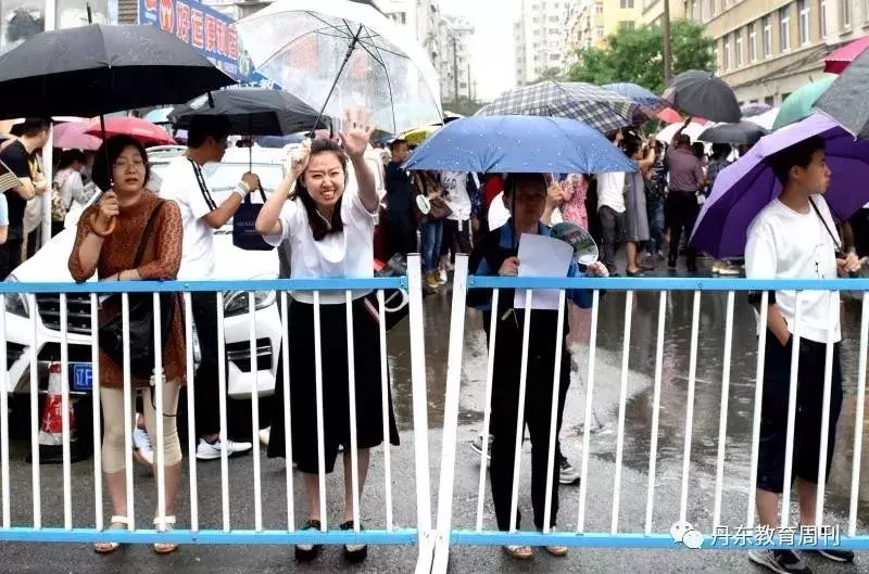 2019丹东中考：1万多丹东学子人生第一大考，好运