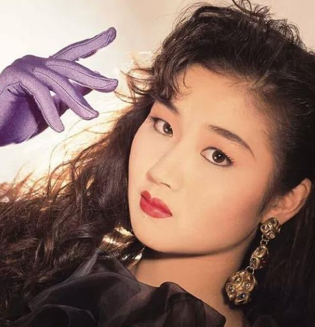 "马小玲"万绮雯:甄子丹曾为她抛妻弃子,为何嫁仅识7天的编剧