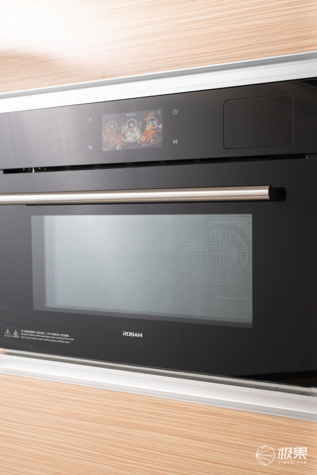 老板触屏式蒸烤一体机 C906 评测：小厨房全能烹饪神器！