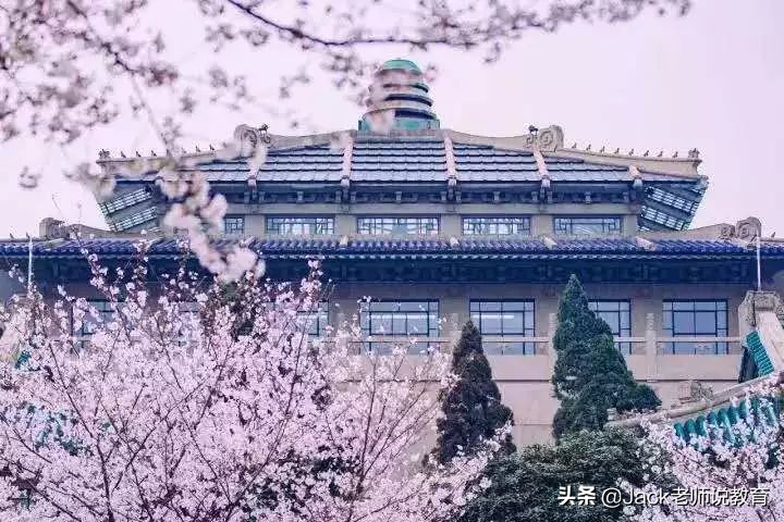 “中国第一所大学”之争，事实上不是北大，也不是武大，而是天大