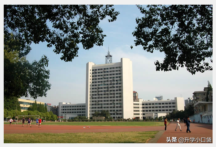 南京邮电大学2022届保研情况：全校保研率6.49%，这个学院有28.7%