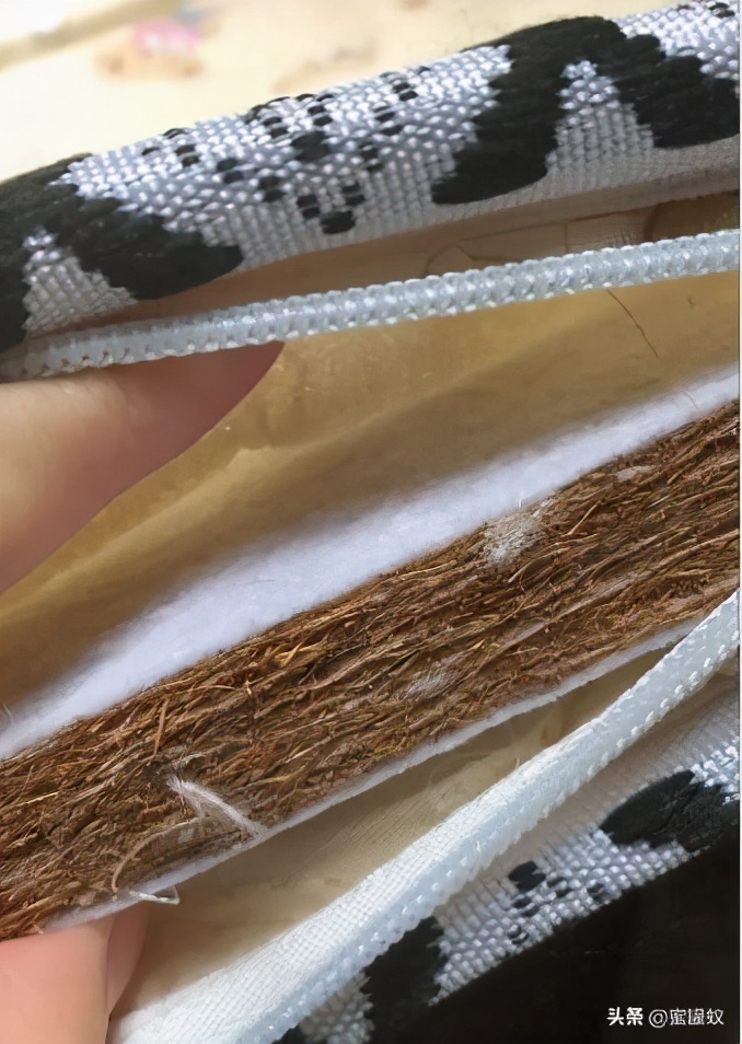 一,如何判断棕垫是不是胶水棕垫?