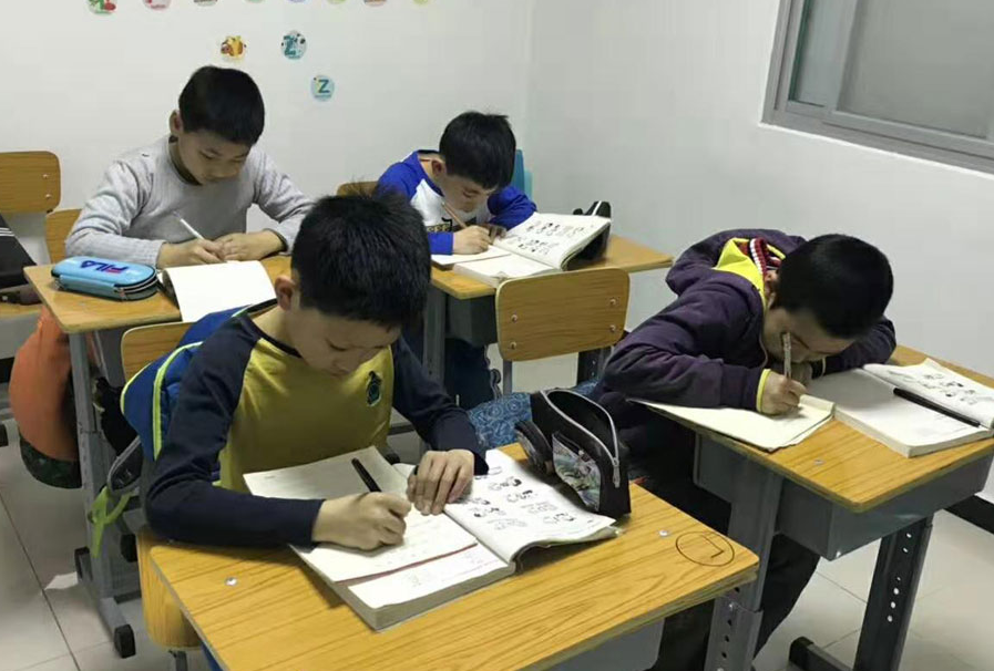 大学必须住校吗（高考出成绩后才发现）