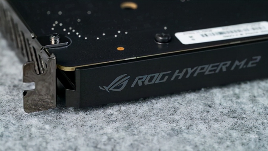 ROG MAXIMUS Z690 HERO 主板评测：Alder Lake处理器的高配伴侣