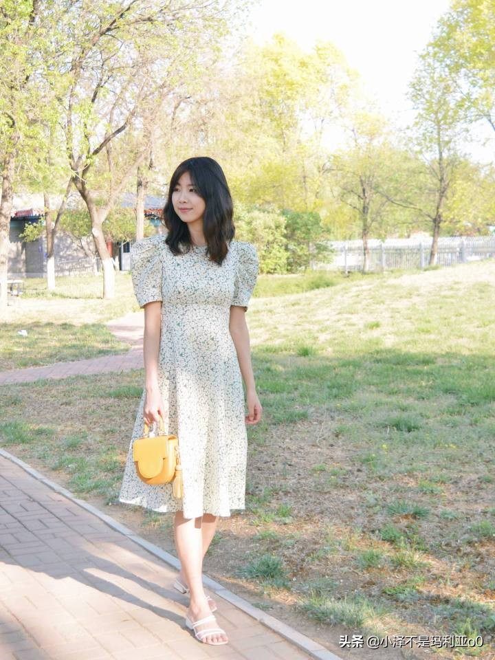 春夏法式穿搭丨请查收今日份清新与温柔