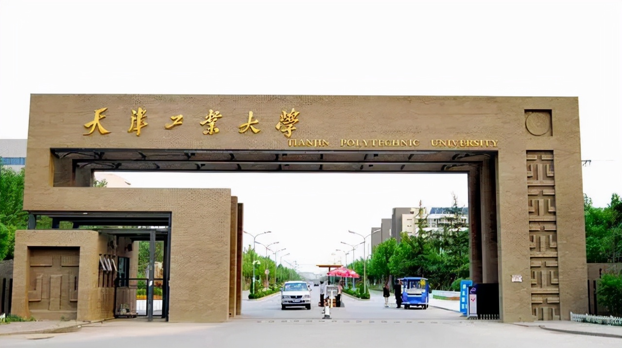 美术艺考生被各大综合类高校“疯抢”，一“艺”之长终派上用场