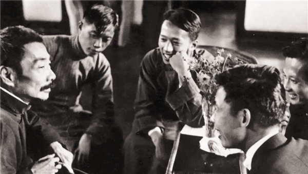 1936年鲁迅深夜身亡，独守空房41年的朱安，说了句著名怨言