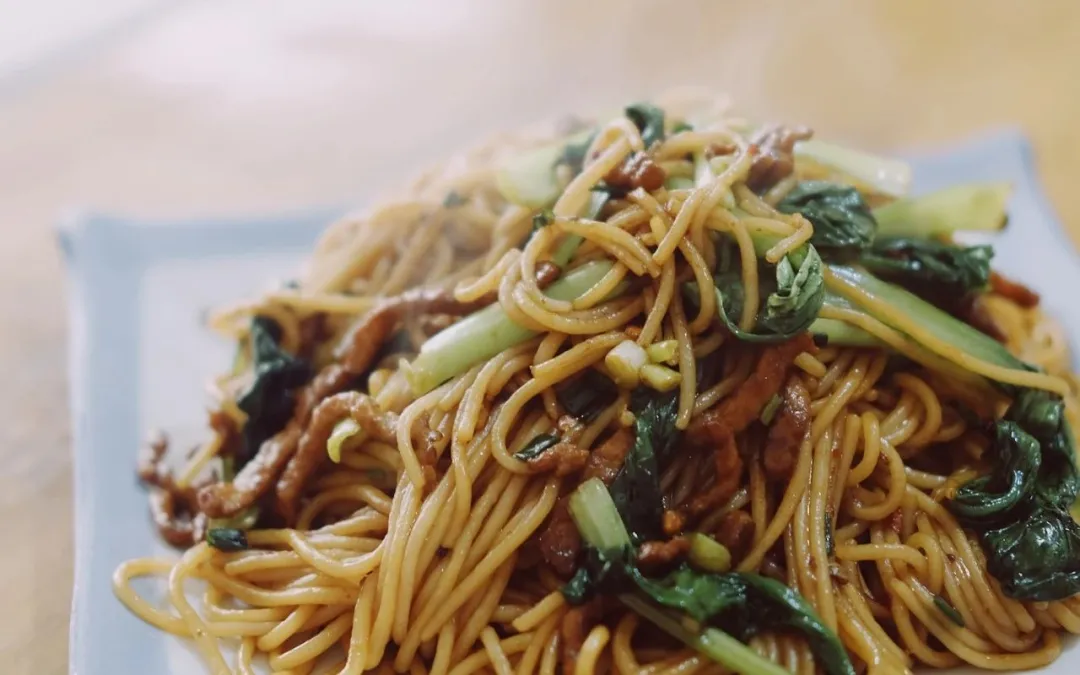 每顿人均20块，坐高铁来这座浙西小县城吃个过瘾