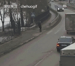 车祸现场2,gif动态图,警示世人