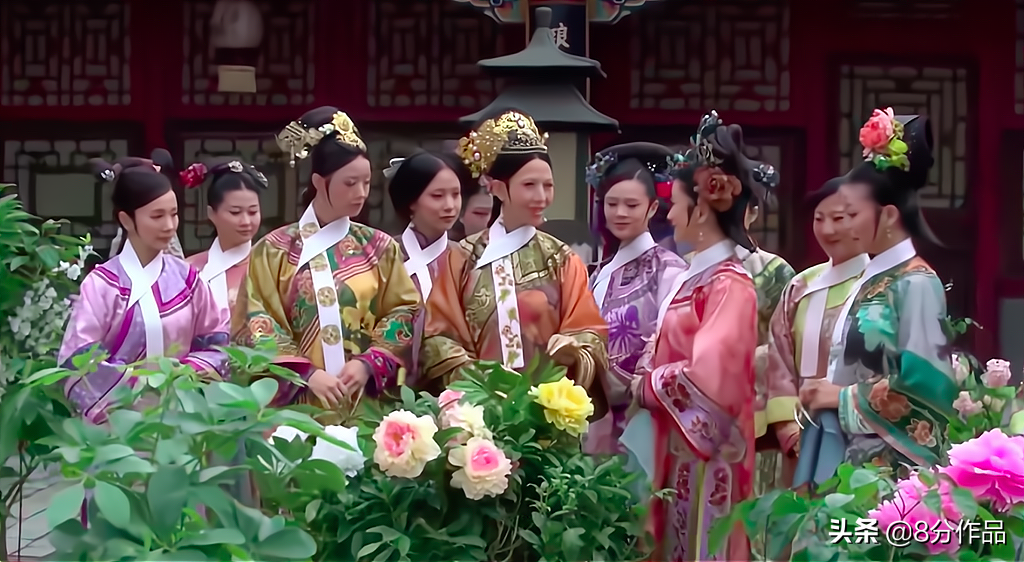 《甄嬛传》：富察贵人被猫扑倒之后，有没有流产？原作中她并没有