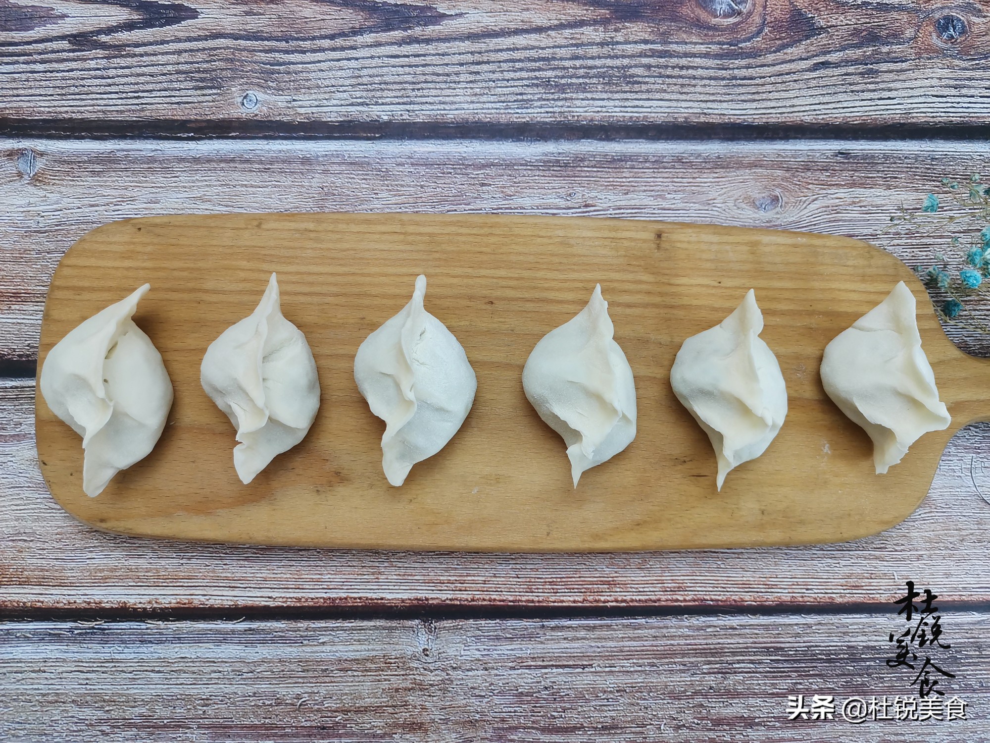 小年逢立春，韭菜饺子馅这样调才鲜香好吃