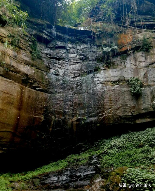 刚刚成为重庆瑜伽基地的永川桃花源景区(3星级酒店),位于永川黄瓜山