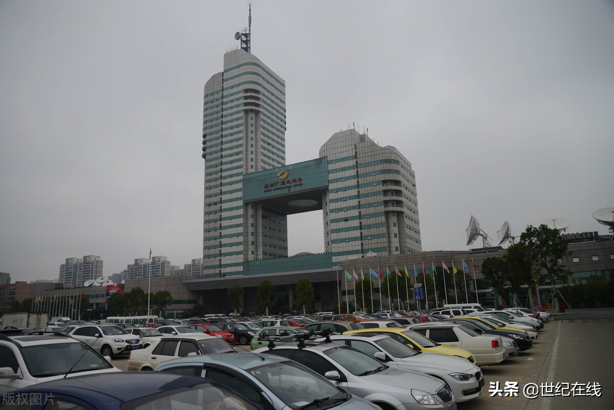 传媒艺术类职业本科方案：湖农大东方科技学院与两所高职合并转设