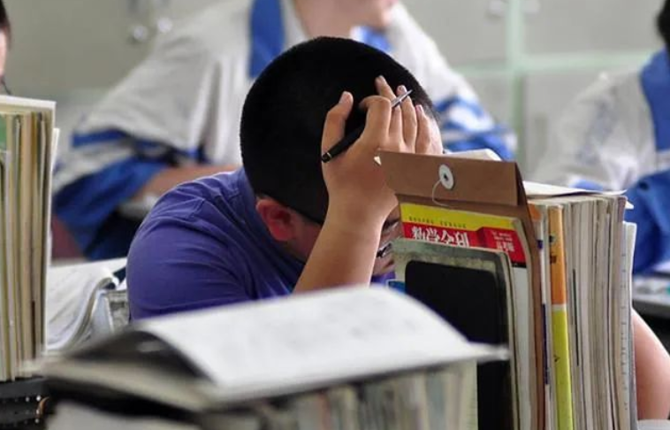 被大学录取后，若不去报到会怎样？弃权的后果你可能承受不起