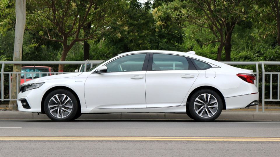 3万现金优惠,还是卖不过雅阁,本田inspire购车调查