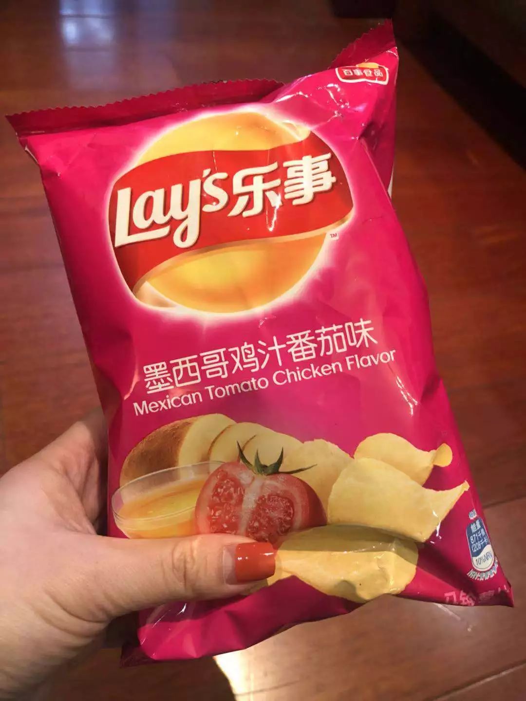 以身试吃13款薯片，我终于找出了薯片界的“扛把子”