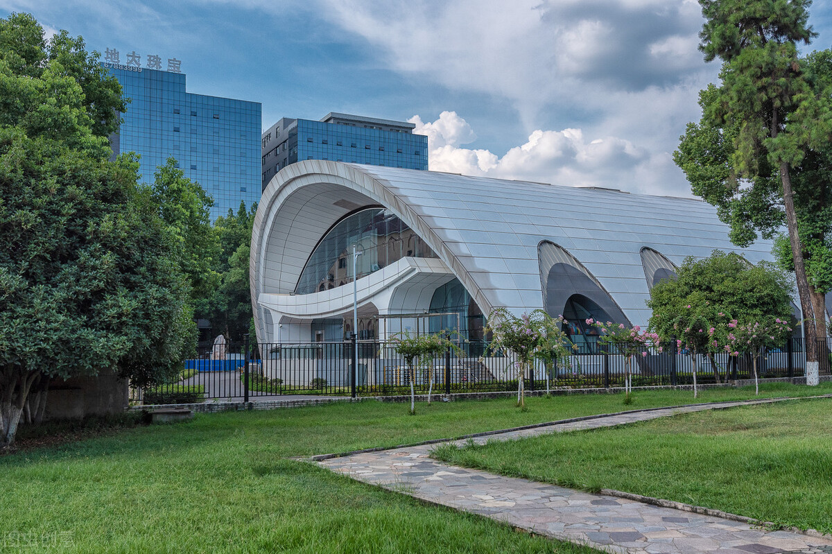 2021年下半年选调生考试即将开始，这四类大学生优先录取，干货