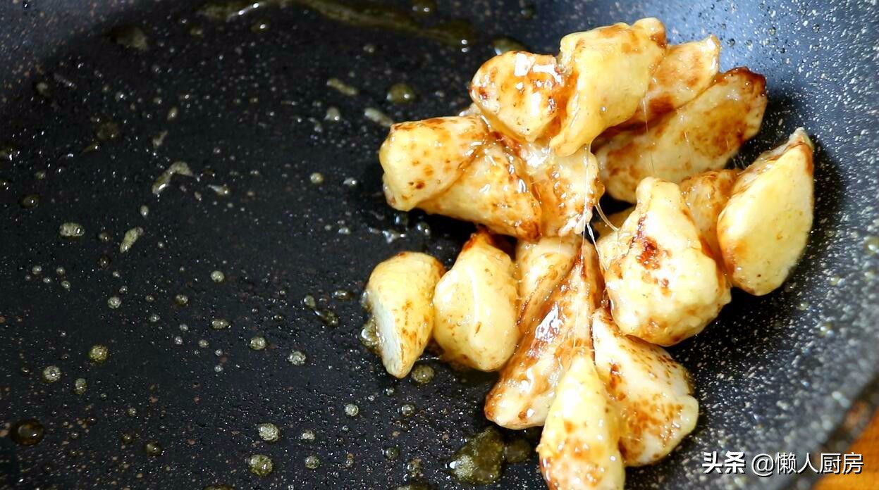 拔絲山藥的做法視頻,拔絲山藥的做法視頻教程