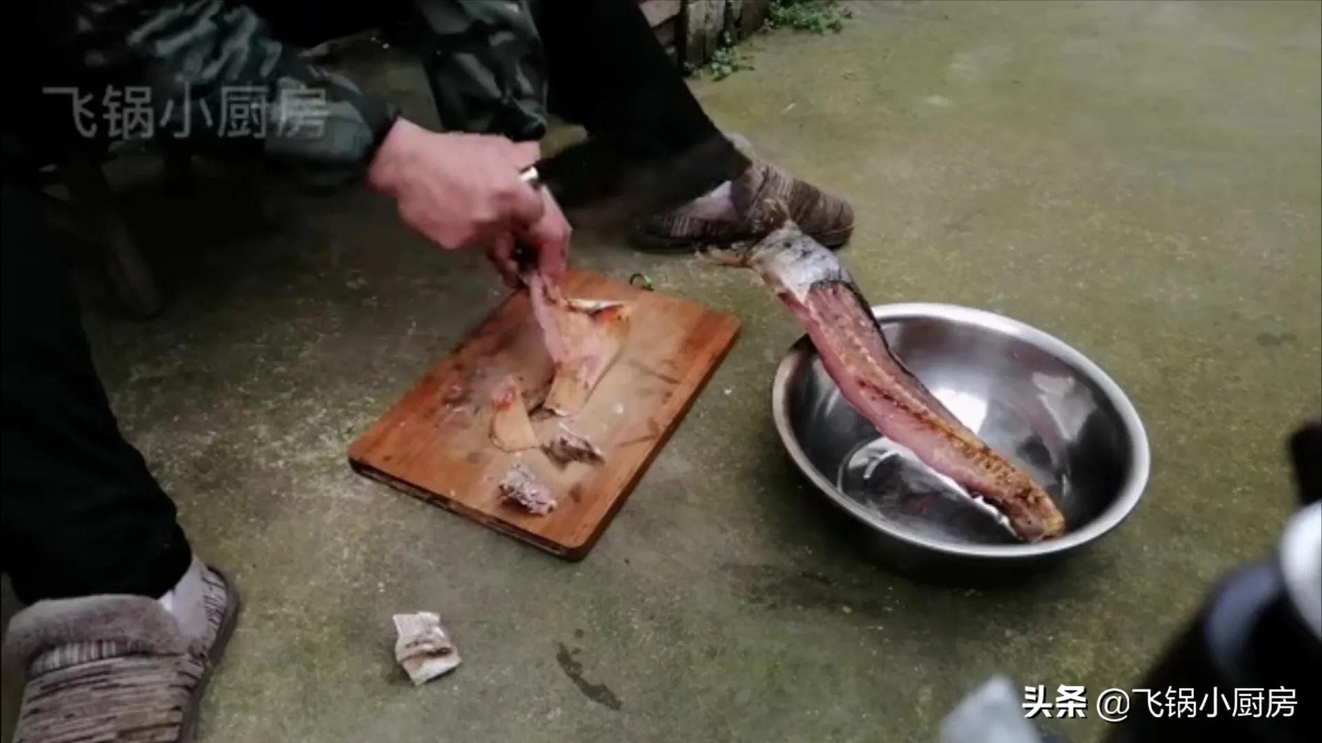 糍粑魚的做法,糍粑魚的做法竅門視頻