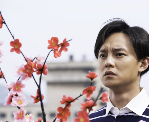 多数主演成配角,小龙套却大火了?