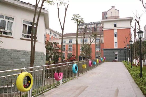 重庆6所具有高校背景的中小学！值得您拥有