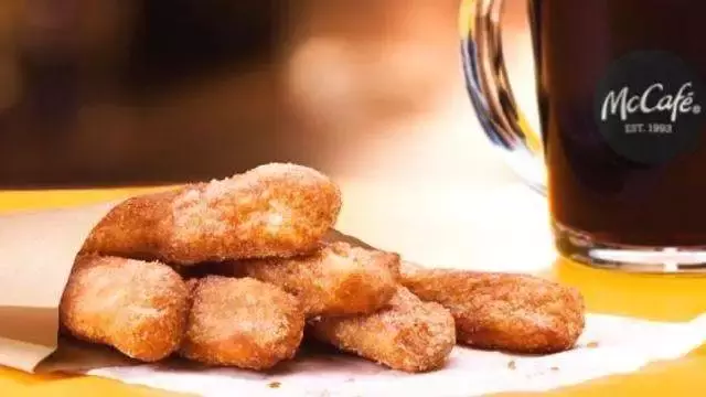 首家无人奶茶店开业丨阿里系逸刻便利亮相丨俏江南张姨传言被抓