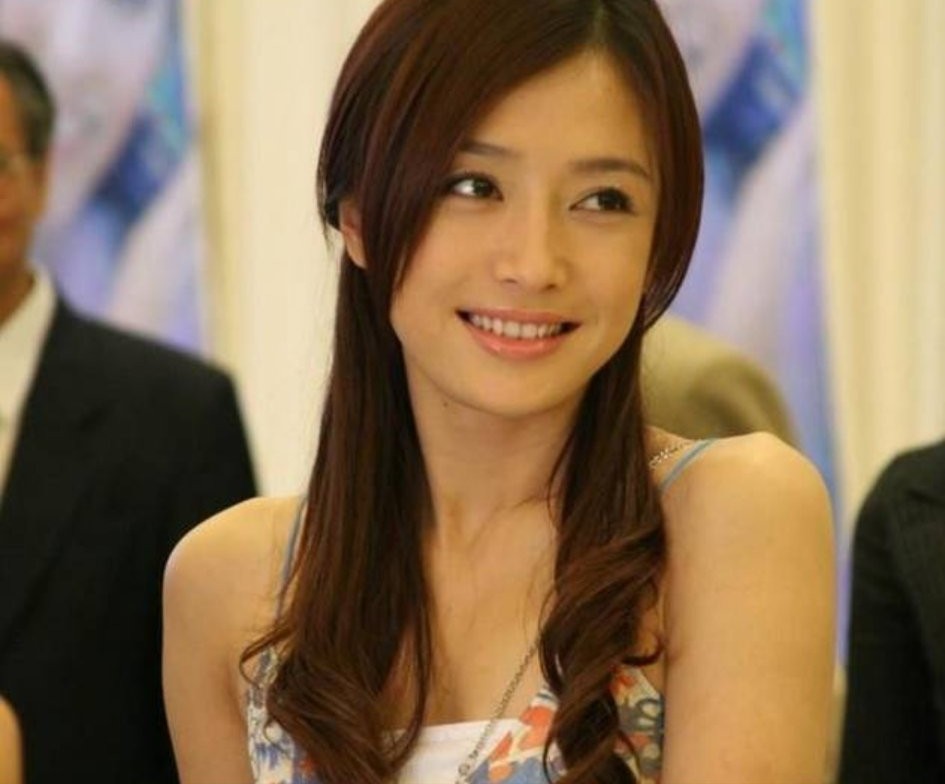 《又见一帘幽梦》之紫菱:麻雀变凤凰,人生大赢家