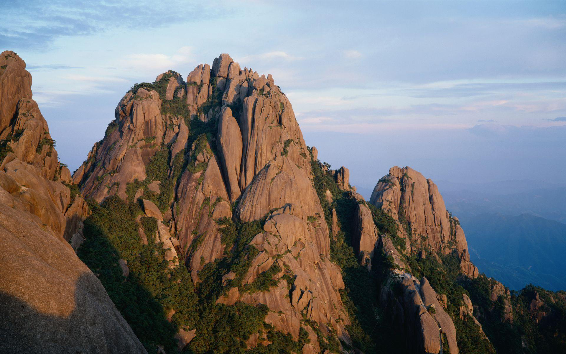 “黄山归来不看岳”，为何武侠世界里没有黄山派？