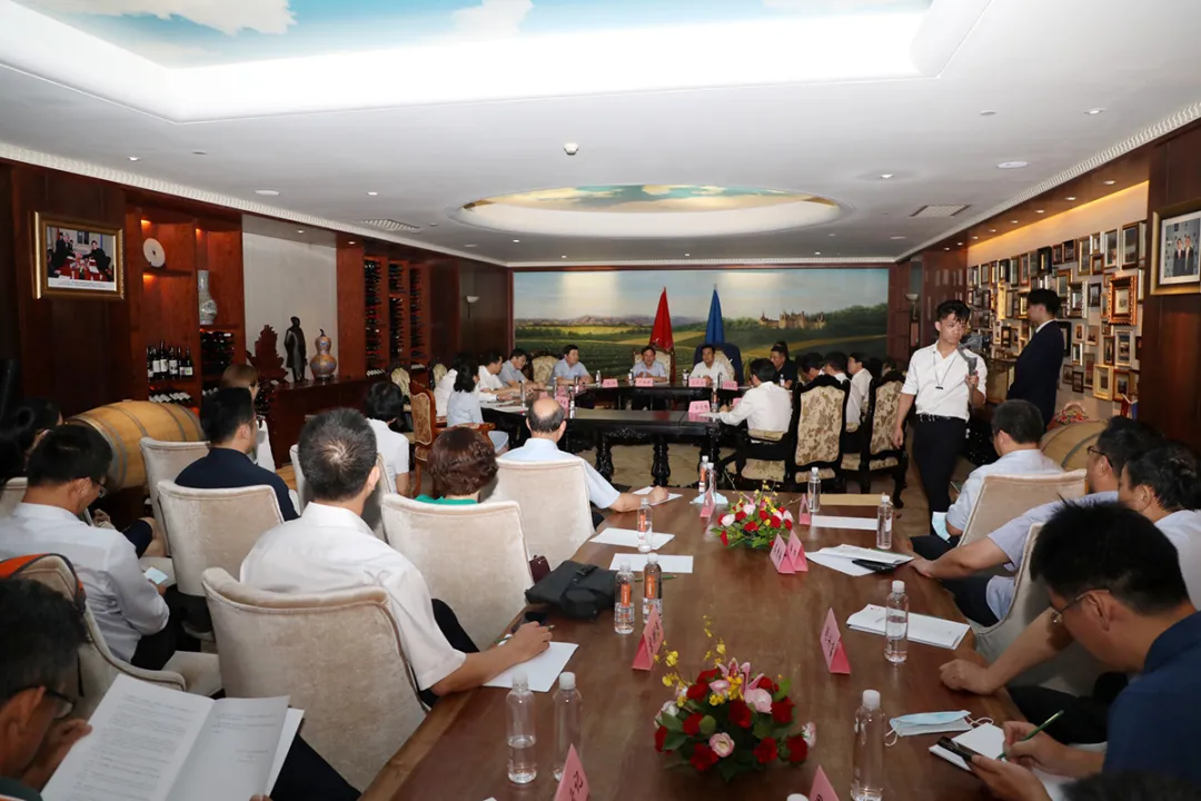 图片新闻：江西财经大学与中企思智库签约仪式