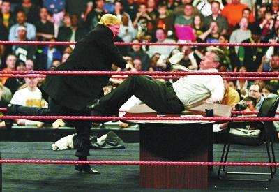 特朗普的传奇人生：他是地产富二代，娱乐明星，也是美国总统