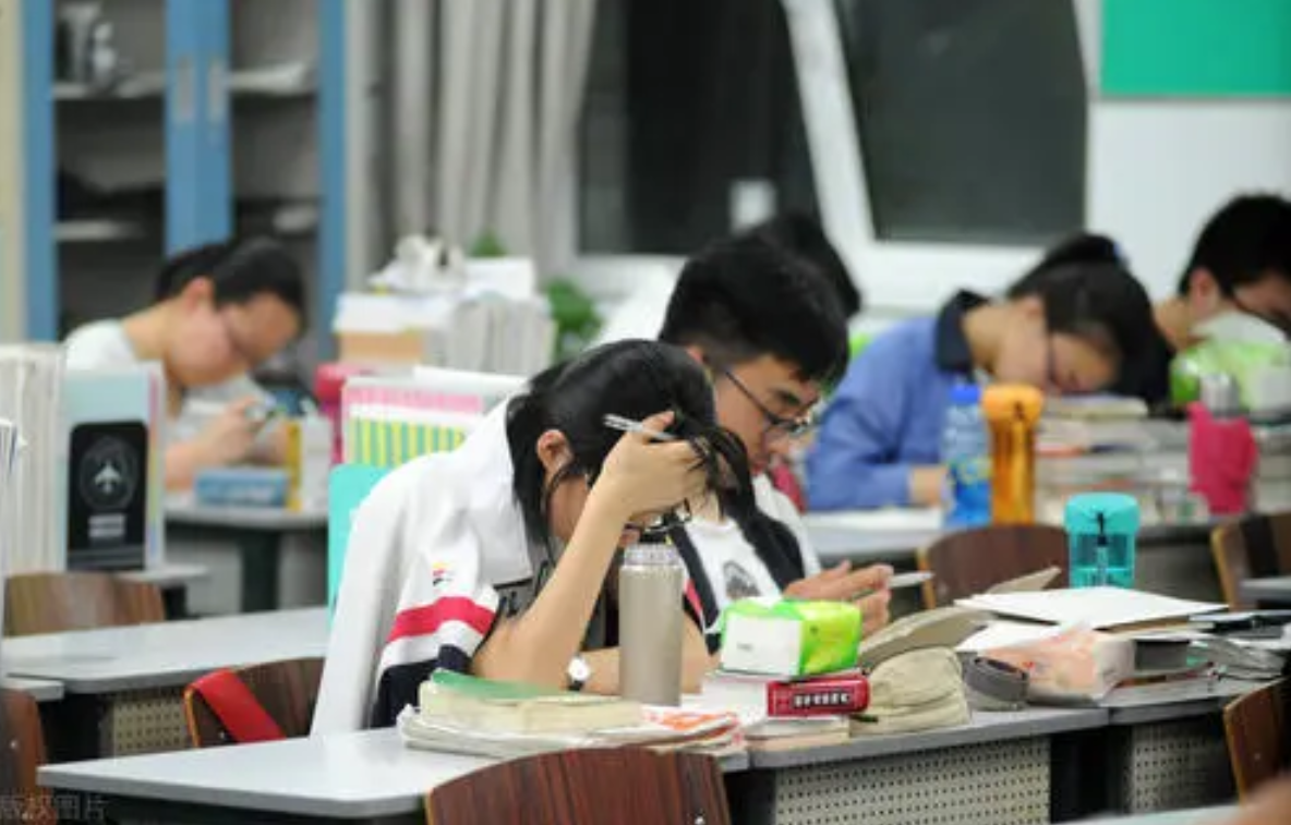 高考三项制度新变化，15个省份已经开始实施，部分学生将无缘本科