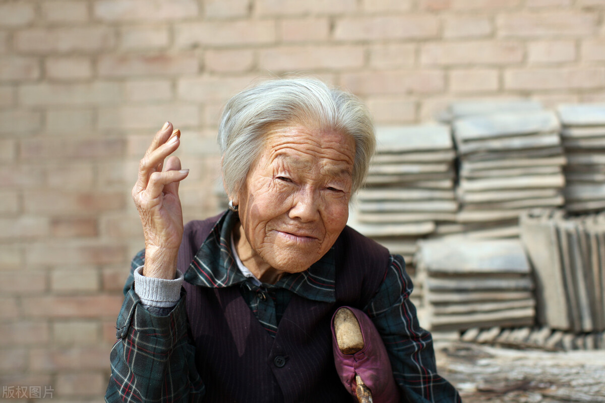 给农村60岁以上老人(给农村60岁以上老人送什么)