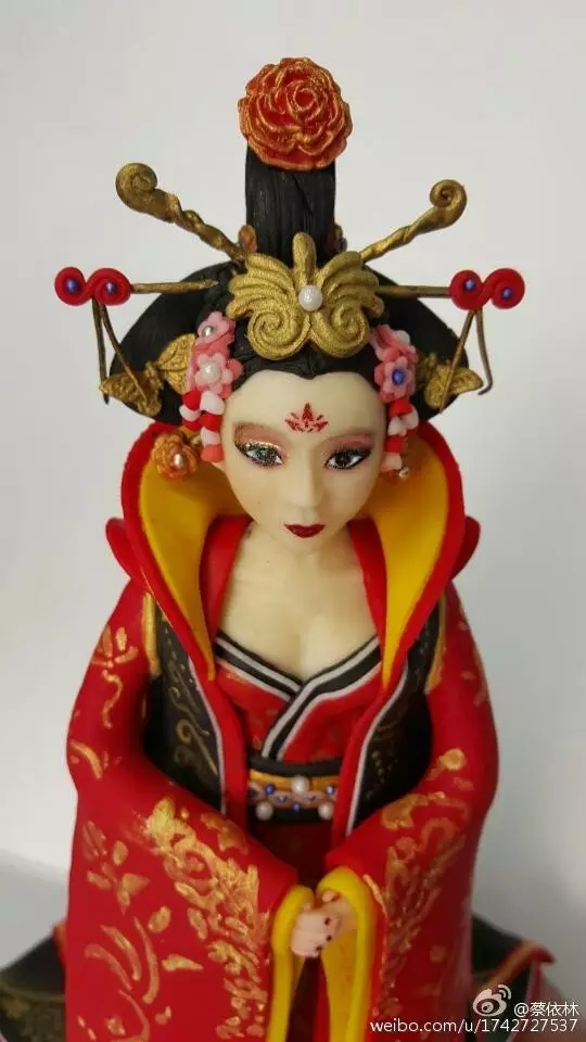 当蔡依林学会做蛋糕，糕点师：有人来砸场子了，还让不让人活了