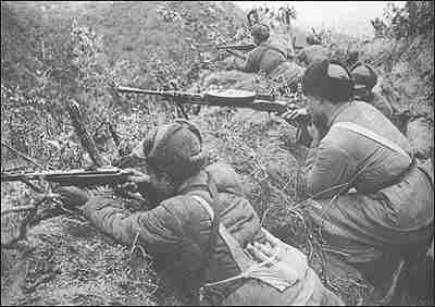 1952年，志愿军上甘岭战役大捷，蒋介石震惊之余给出15字评价