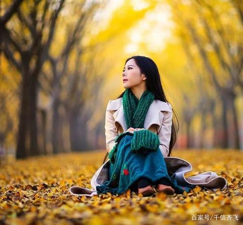 银杏花语、传说和旅游景点推荐：又是一年深秋季，银杏遍地撒金黄