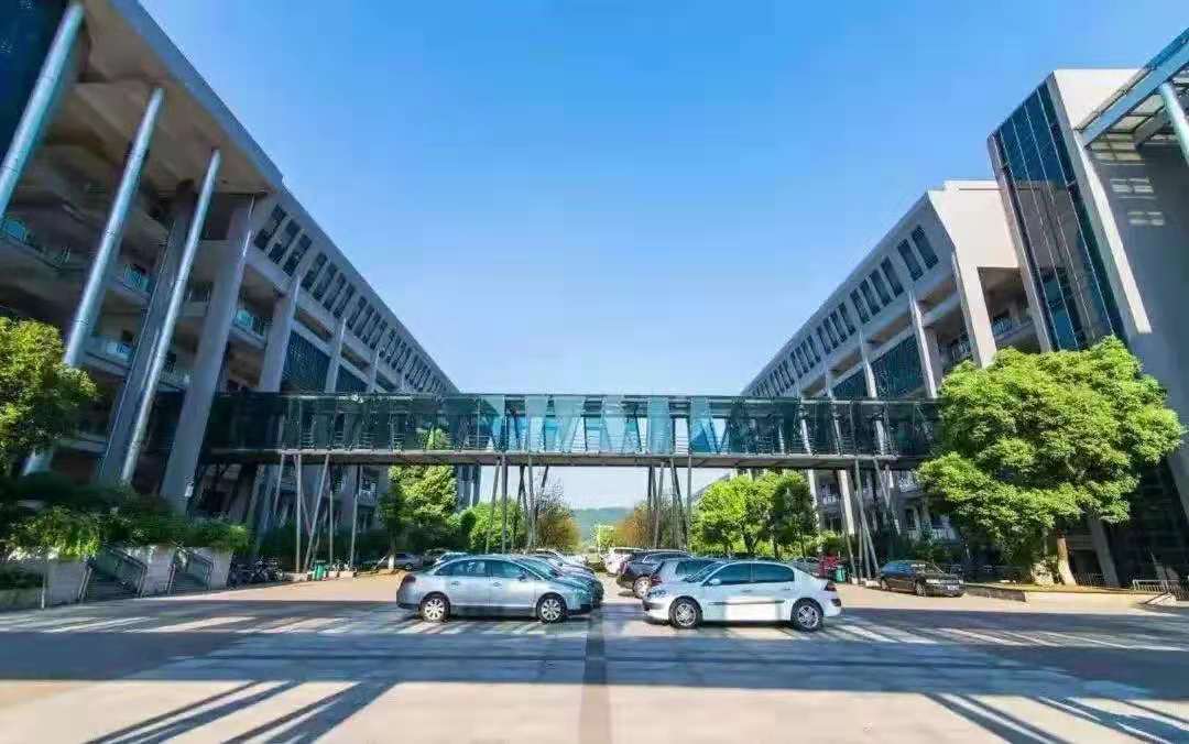 湖南一所高校申请“改名”，有望三年内完成，当地学生有福了