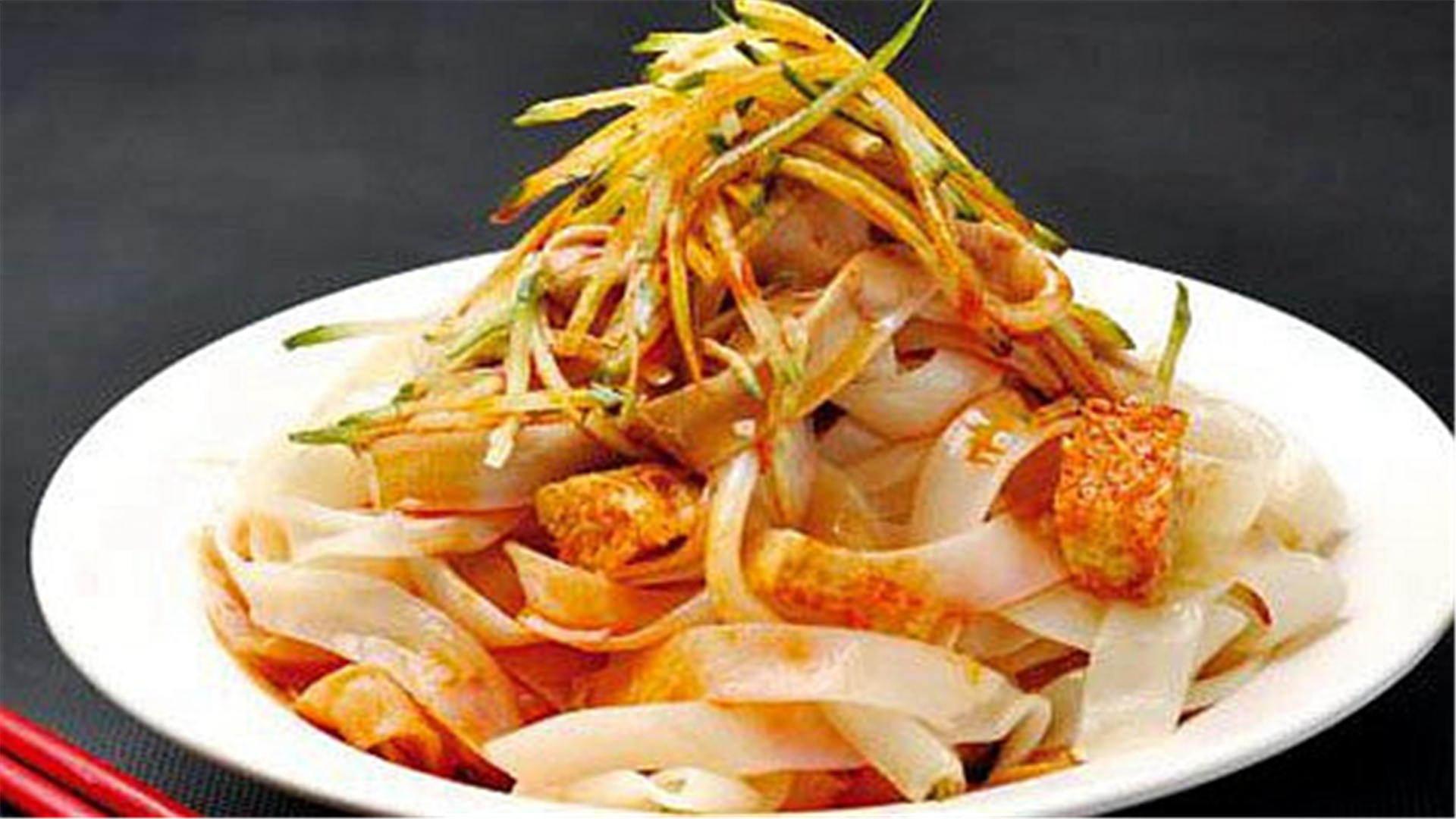 陕西迎“首所”擀面皮学校和产业园，落户宝鸡，网友：是个商机