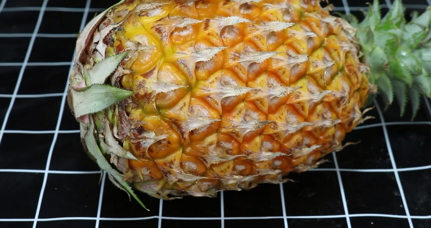 菠萝学会了这个方法，孩子每天吃腻，酸甜开胃，勾起超级食欲